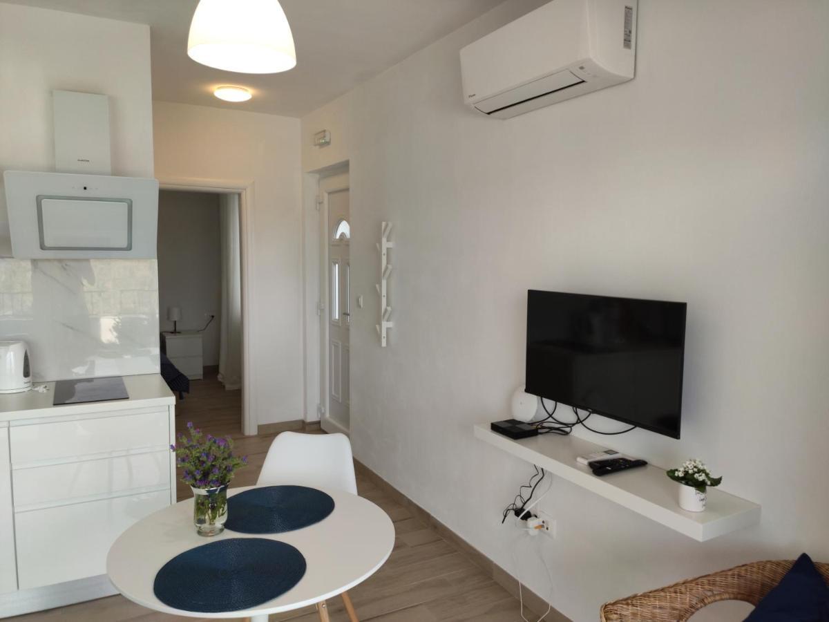 Apartmani Sara 2 เบทินา ภายนอก รูปภาพ
