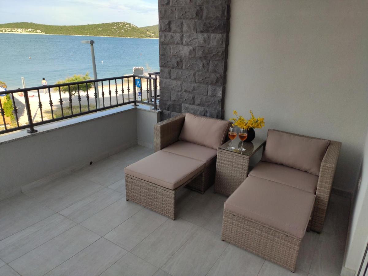 Apartmani Sara 2 เบทินา ภายนอก รูปภาพ
