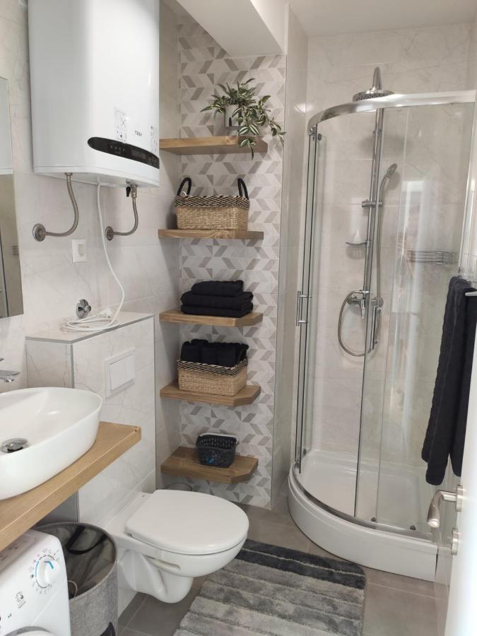 Apartmani Sara 2 เบทินา ภายนอก รูปภาพ